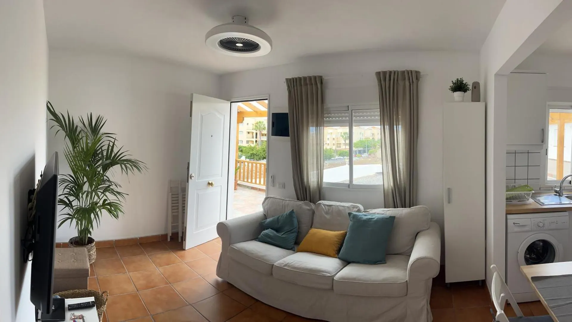 2 Bedroom Apartments Los Cristianos Beach Tenerife Tamaragua Arona  Holiday home